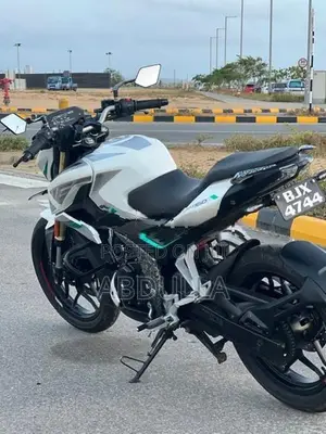 Bajaj Pulsar N160 Premium 2025