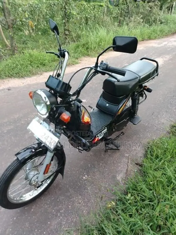 TVS XL 100 2025