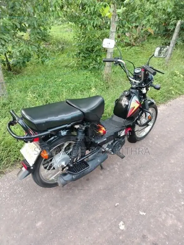 TVS XL 100 2025