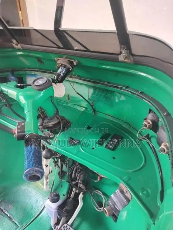 Bajaj RE 2005