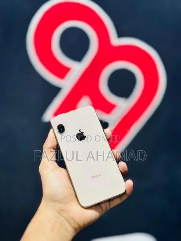 Apple iPhone XS (Used)