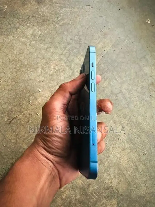 Apple iPhone 13 I Phone (Used)