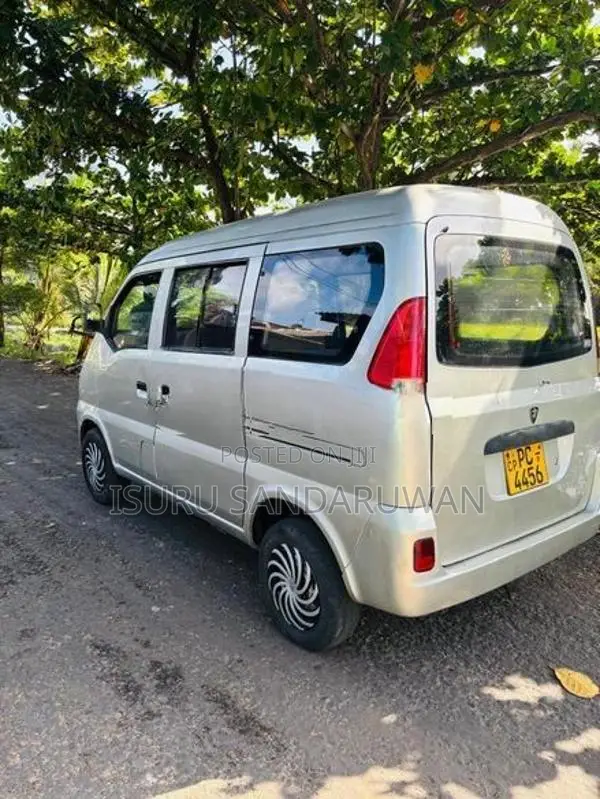 Micro Mpv 2012