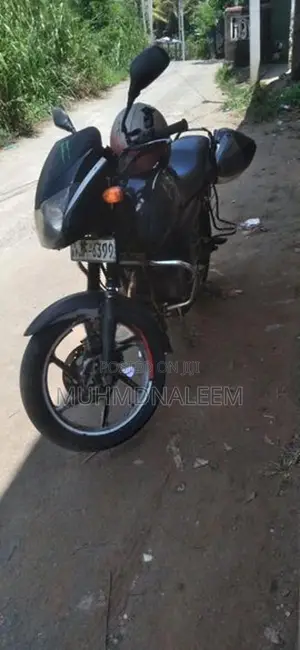 Bajaj Pulsar 150 2004