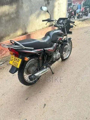 Bajaj CT100 2018