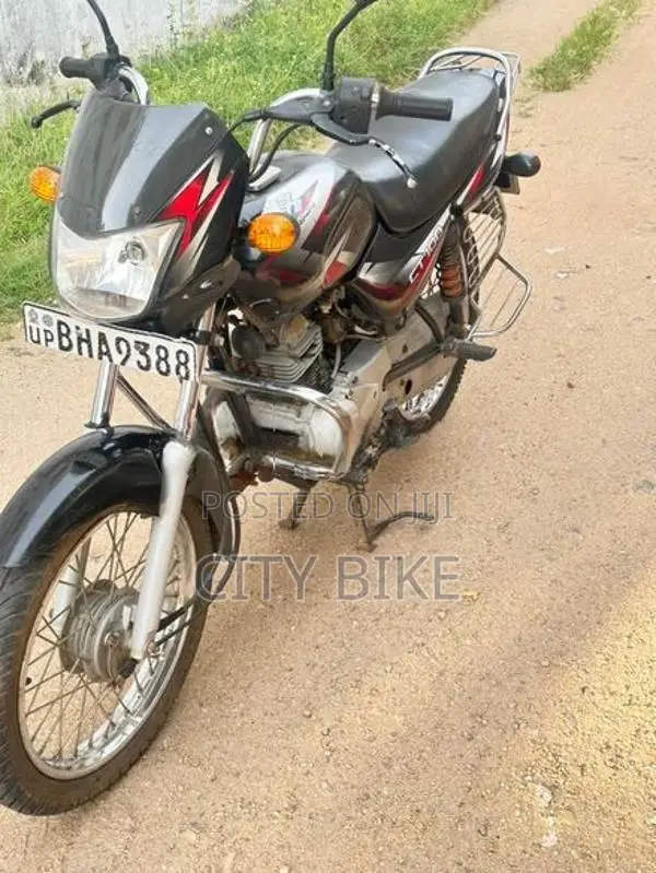 Bajaj CT100 2018