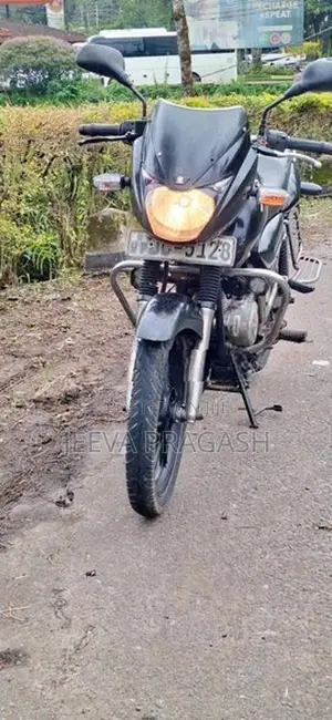 Bajaj Pulsar 150 2003
