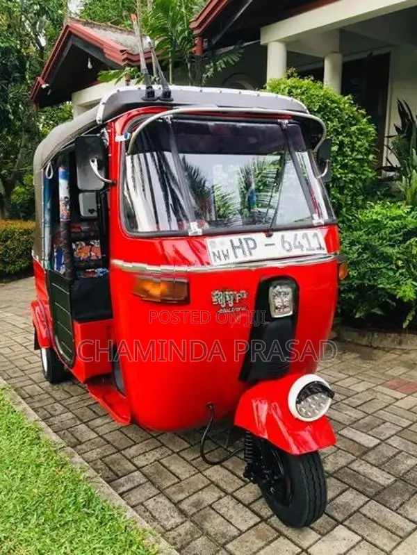 Bajaj RE 2003