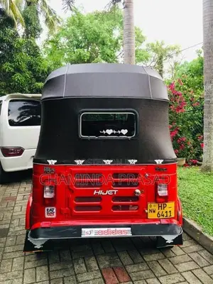 Bajaj RE 2003
