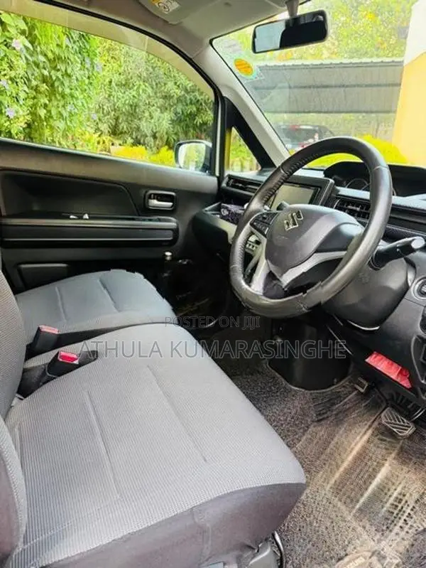 Suzuki Wagon R Premium 2018