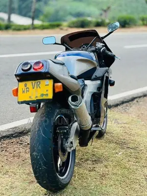 Honda CBR 2010