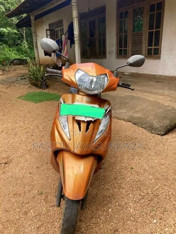 TVS Wego 110 2017
