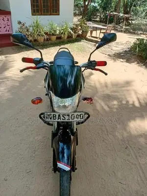 Bajaj Platina 100 2013