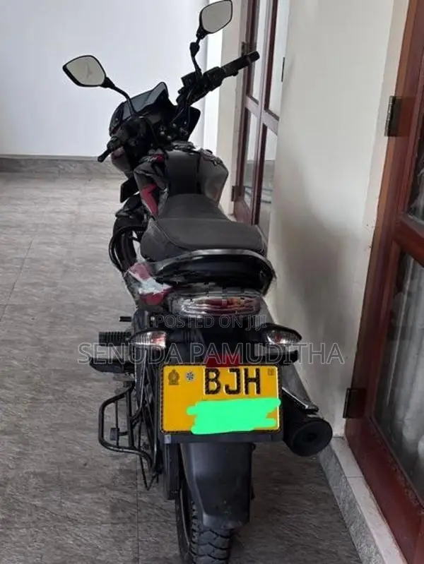Bajaj Discover 125 2024