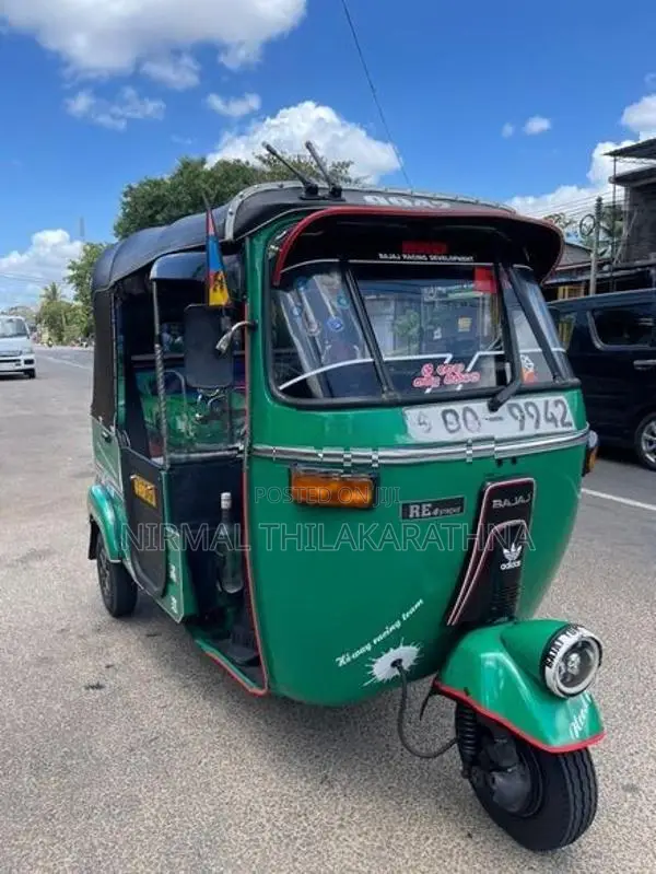 Bajaj RE 2008
