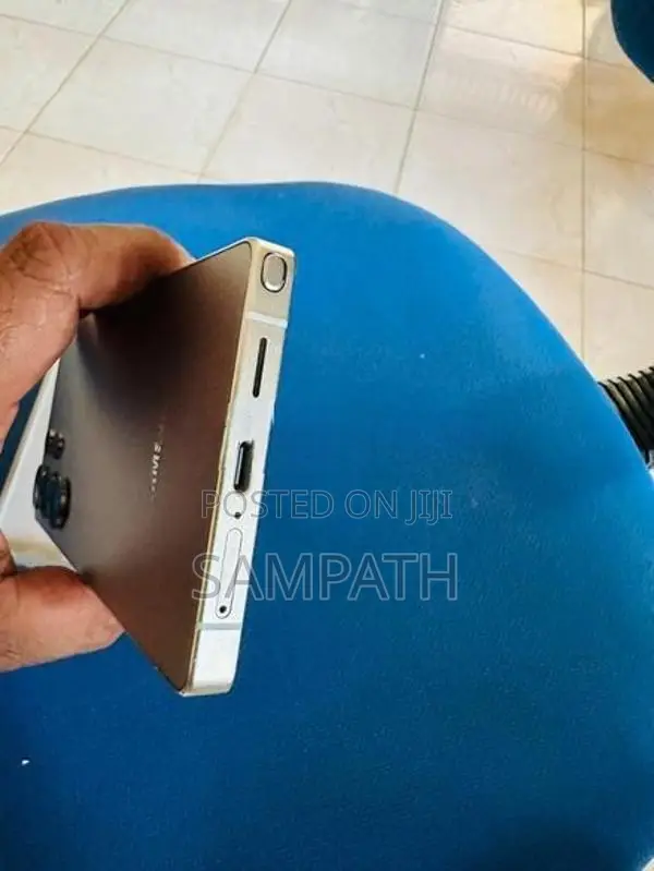 Samsung Galaxy S25 Ultra (Used)