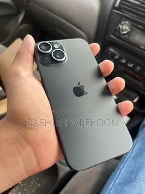 Apple iPhone 15 (Used)