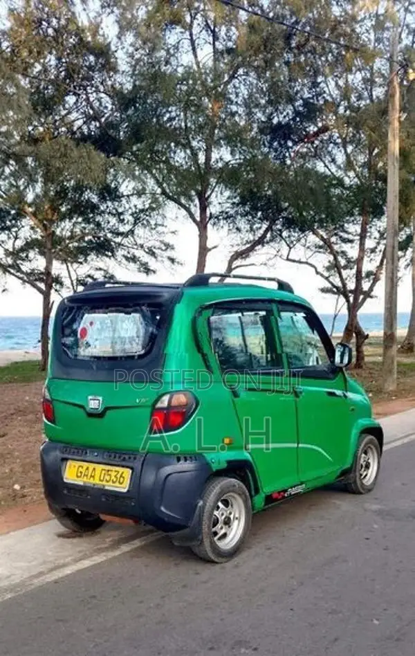 Bajaj Qute 2019