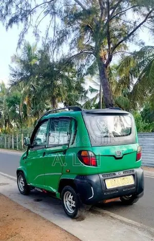 Bajaj Qute 2019