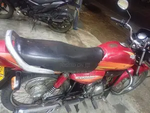 Hero HF Deluxe 2011
