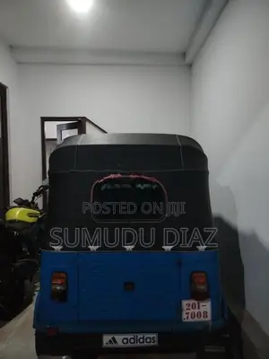 Bajaj RE 1995