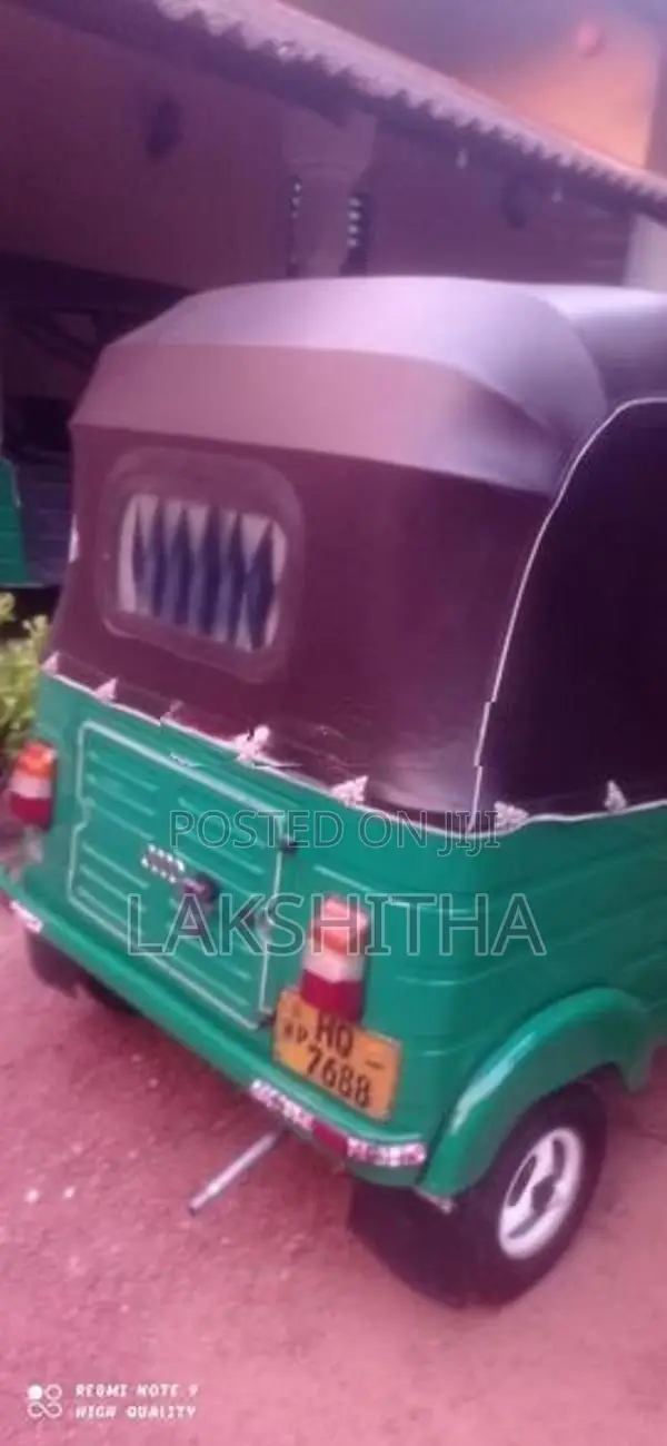 Bajaj RE 2004