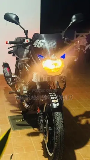 Bajaj Pulsar 180 2010