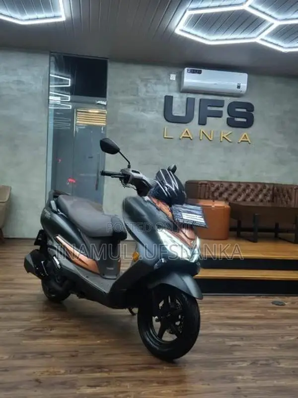 Suzuki Burgman 125 2026