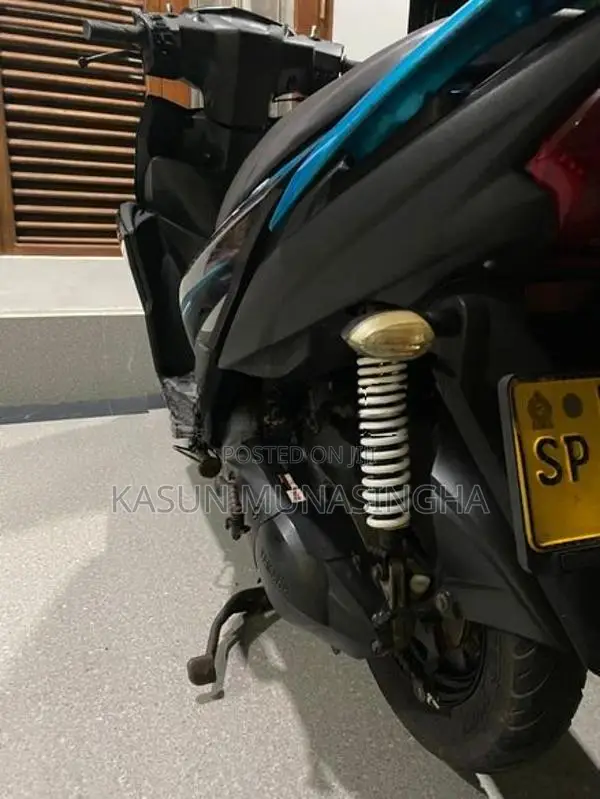 Yamaha RayZR 2019