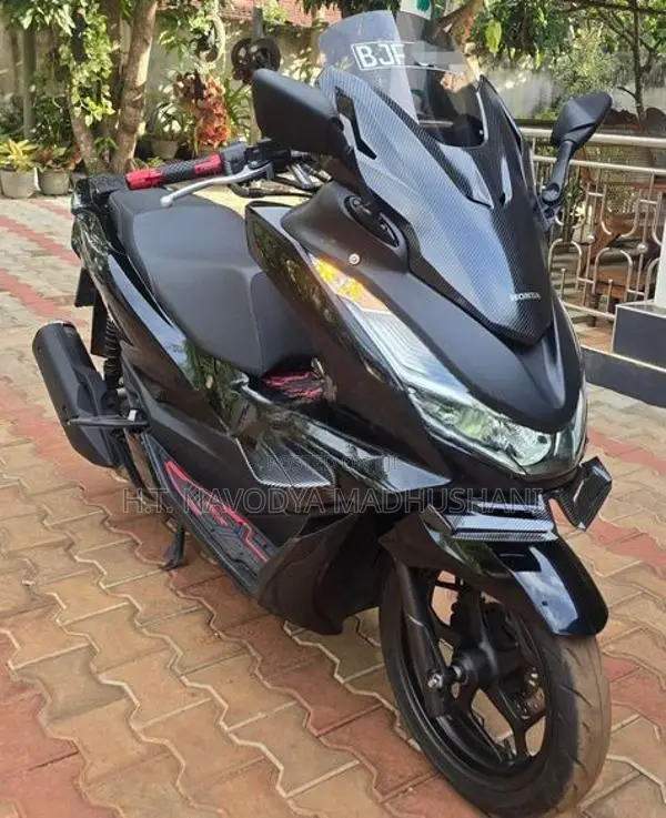 Honda PCX160 2024