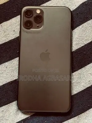 Apple iPhone 11 Pro (Used)