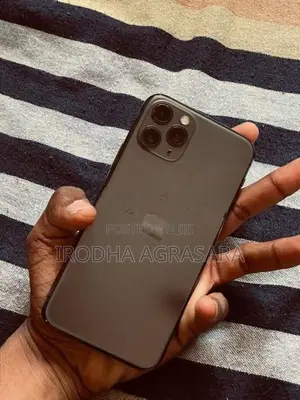 Apple iPhone 11 Pro (Used)