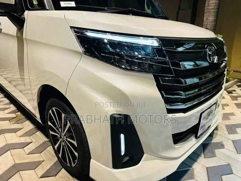 Toyota Roomy Custom GT(Turbo) 2025