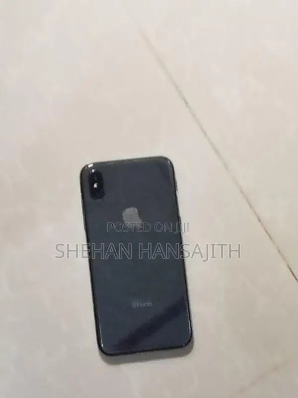 Apple iPhone X 64GB (Used)