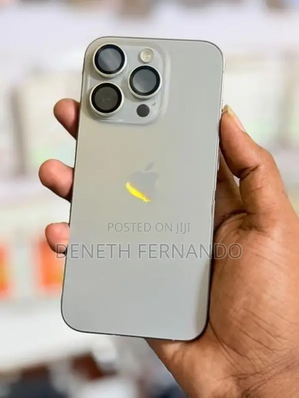Apple iPhone 15 Pro (Used)
