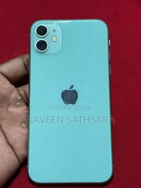 Apple iPhone 11 (Used)