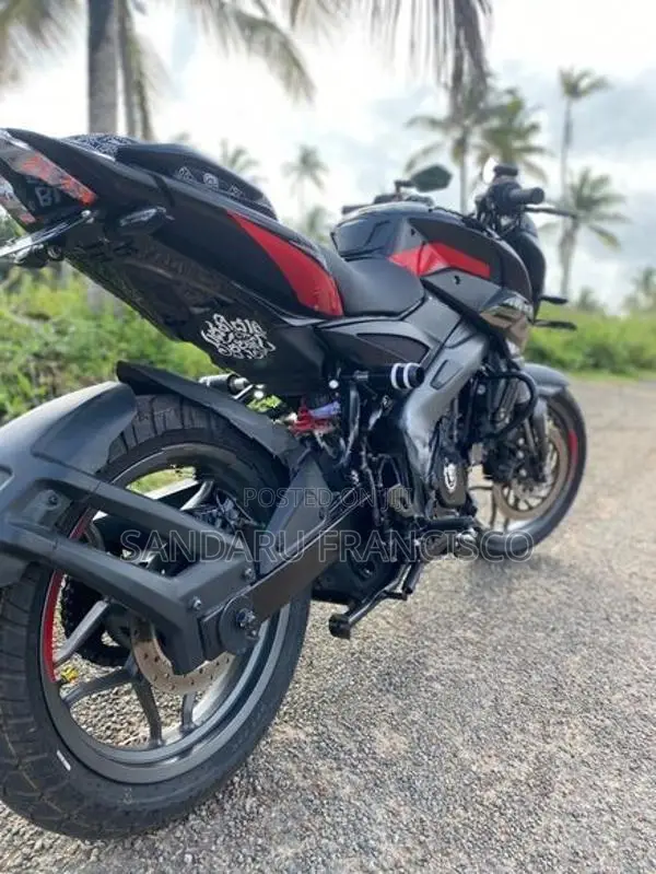 Bajaj Pulsar NS200 Bs7 2026