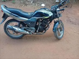 Hero CBZ 2005