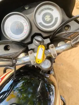 Bajaj Platina 100 2018