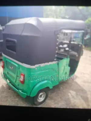 Bajaj RE 2025
