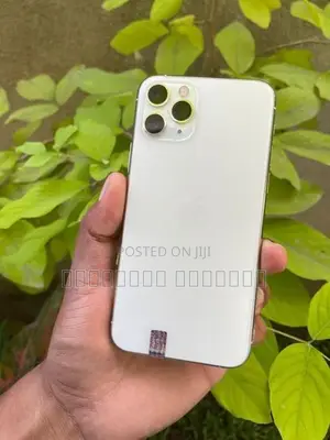 Apple iPhone 11 Pro (Used)