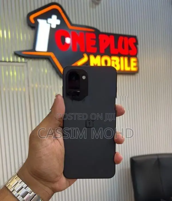 OnePlus 15R 12GB 512GB (Used)