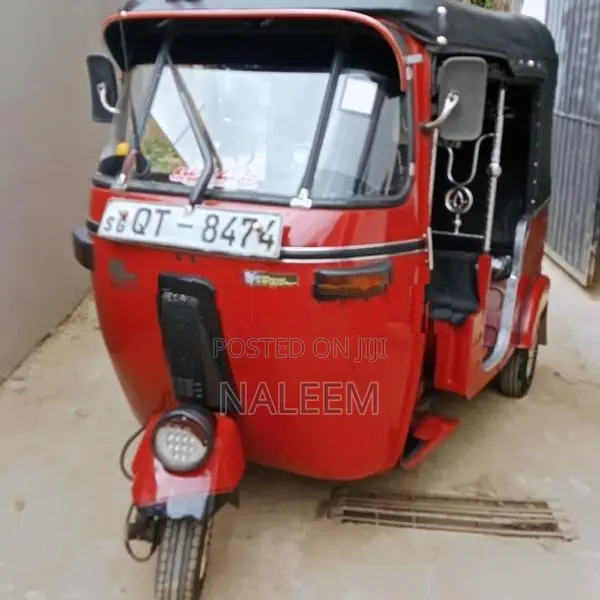 Bajaj RE 2009