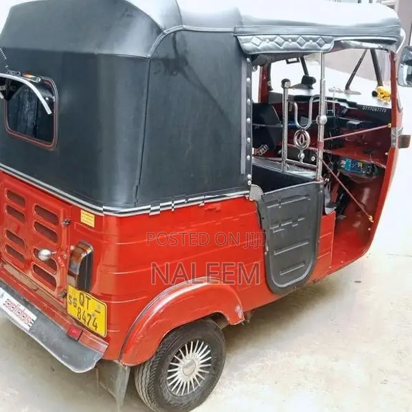 Bajaj RE 2009