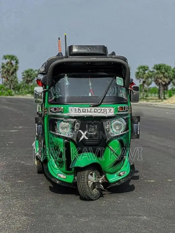 Bajaj RE 2020