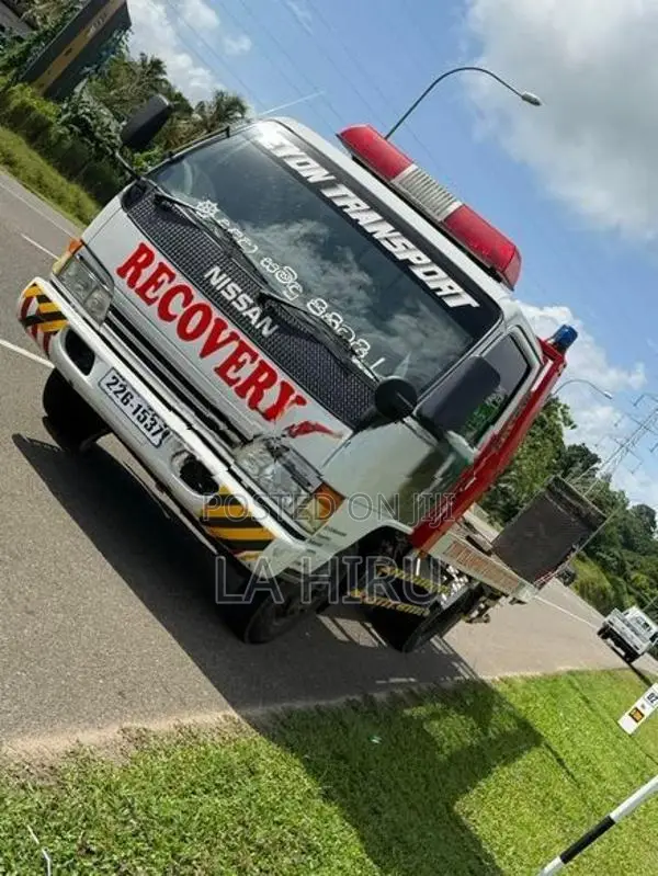 Nissan Atlas 226 1988