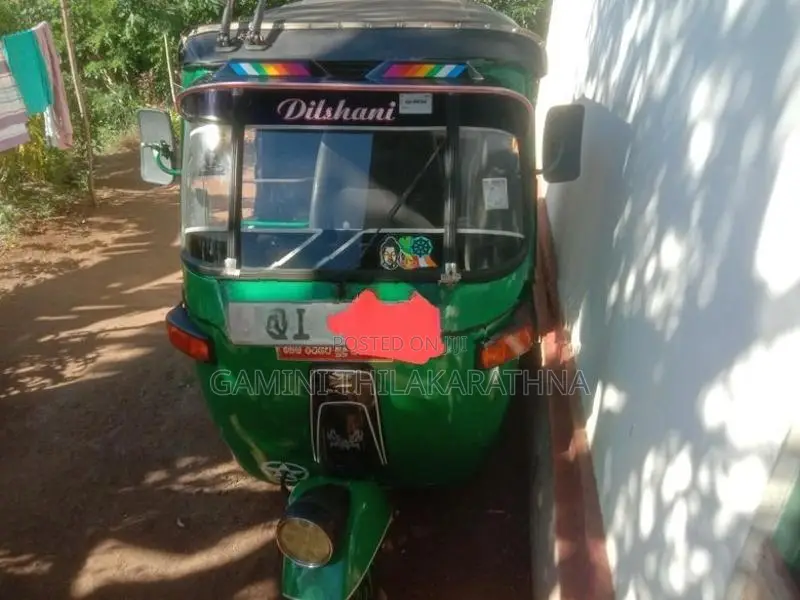 Bajaj RE 2006