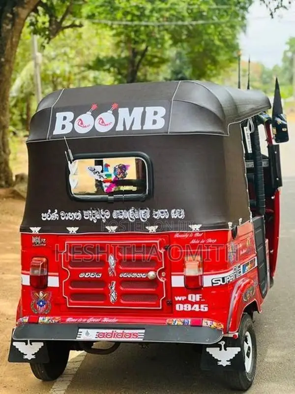 Bajaj RE 2006