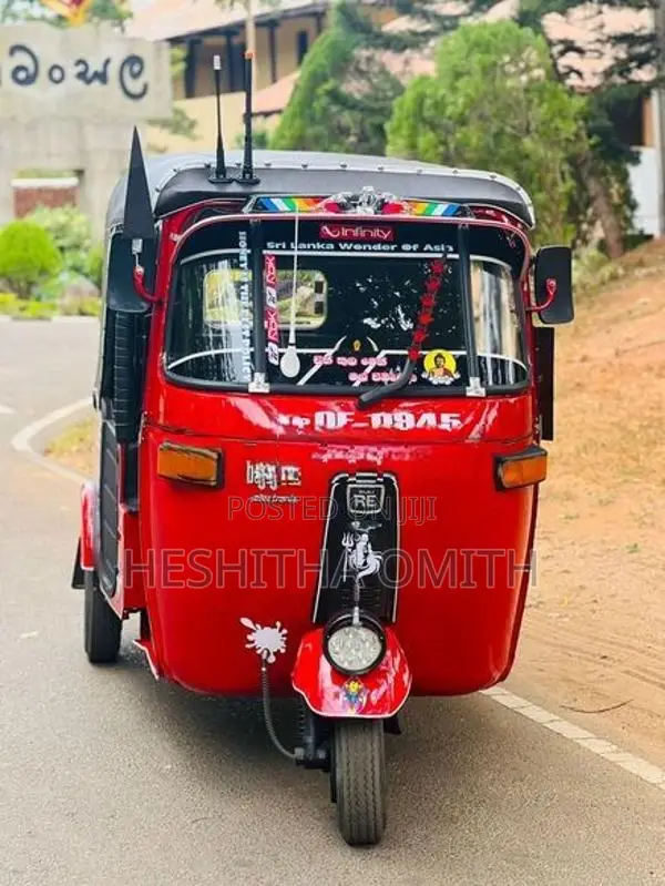 Bajaj RE 2006