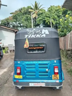 Bajaj RE 1999